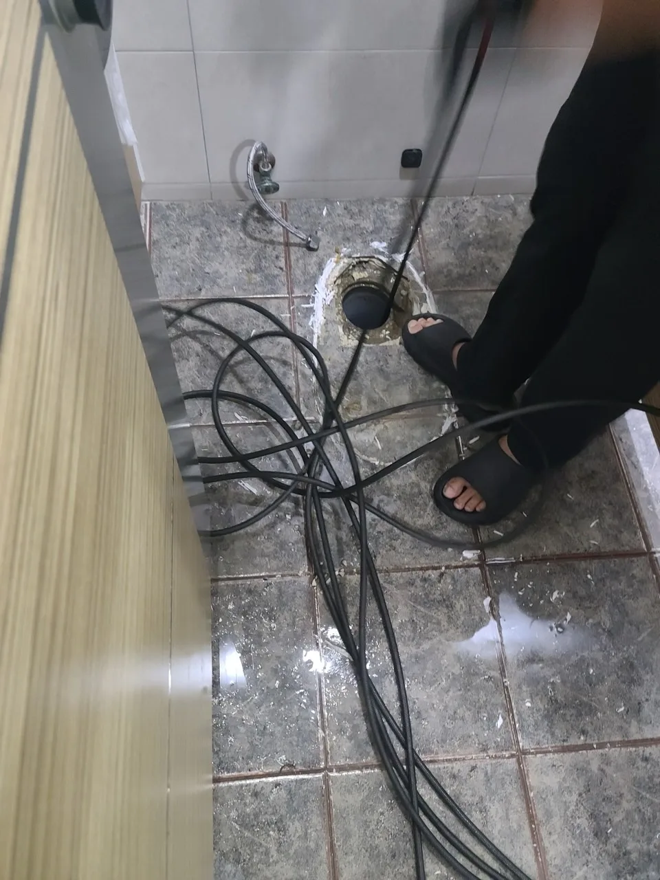 변기와 다른 배수구가 함께 느려질 때 장비 점검이 필요한 이유 — 영덕군 현장 작업 사진 2